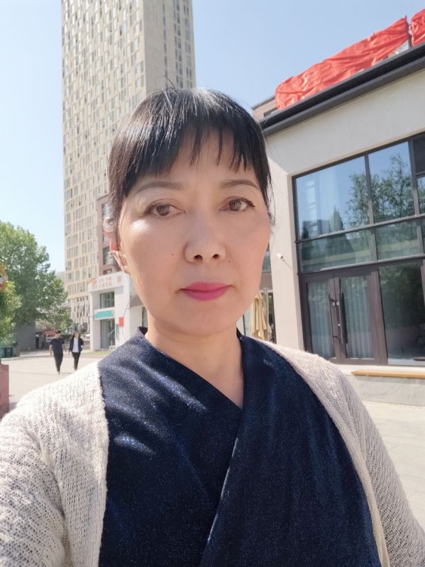 天山雪莲的第一张照片--安庆相亲服务中心