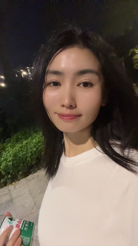 pan的第一张照片--安庆相亲服务中心