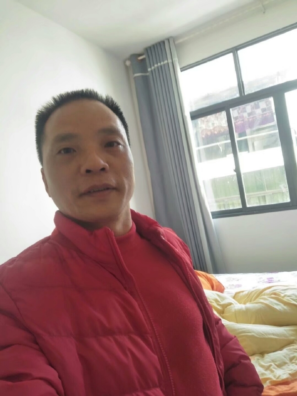 真诚征婚的第一张照片--安庆相亲服务中心