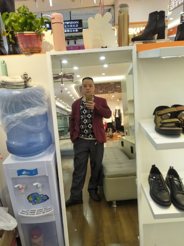 真诚征婚的第四张照片--安庆相亲服务中心