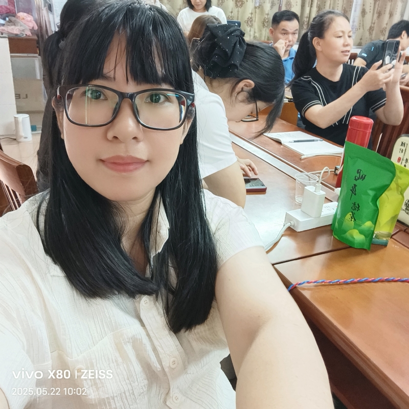 雯城慧敏的第一张照片--安庆相亲服务中心