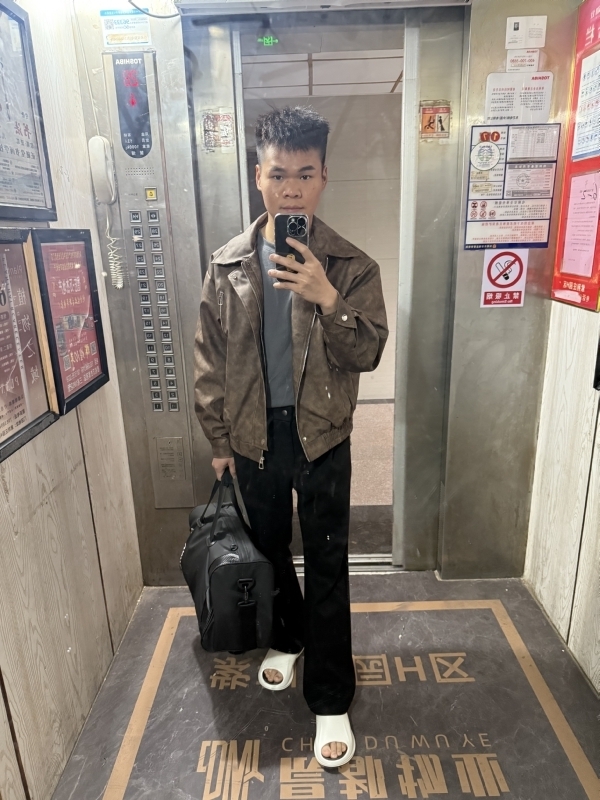 jin的第一张照片--安庆相亲服务中心
