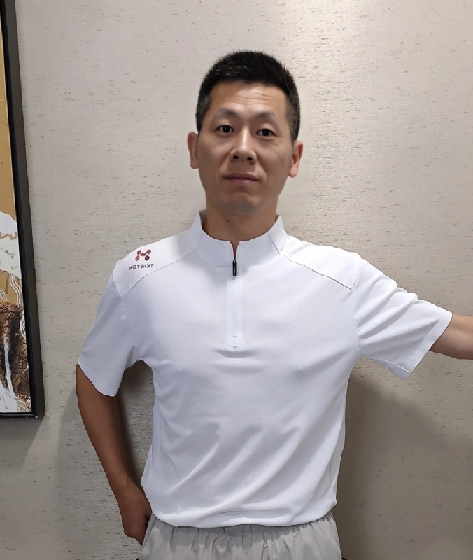 红旗下长大的第一张照片--安庆相亲服务中心