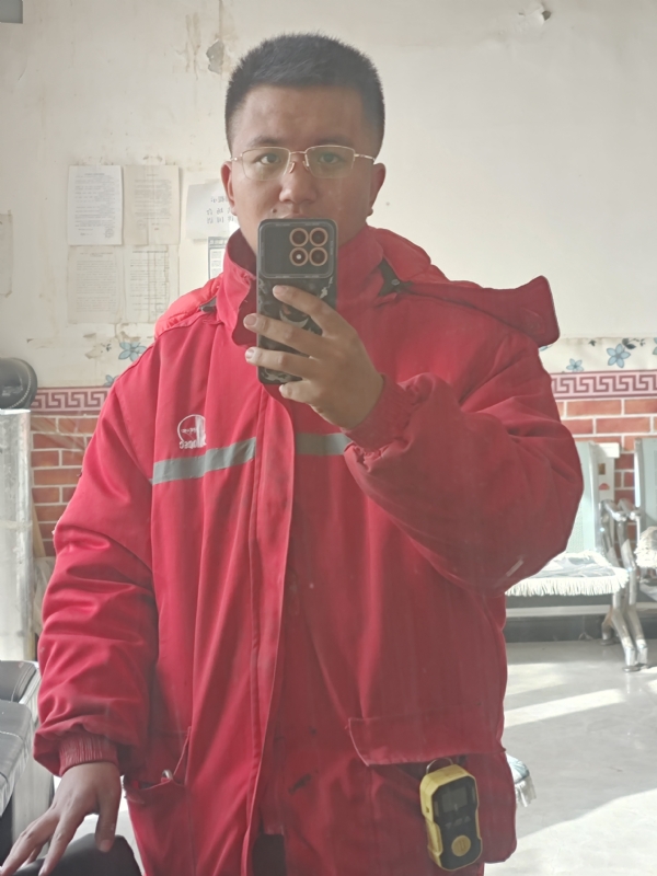 鹤某的第二张照片--安庆相亲服务中心