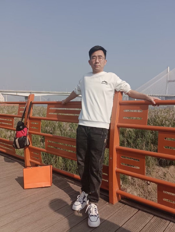 黑白的第一张照片--安庆相亲服务中心