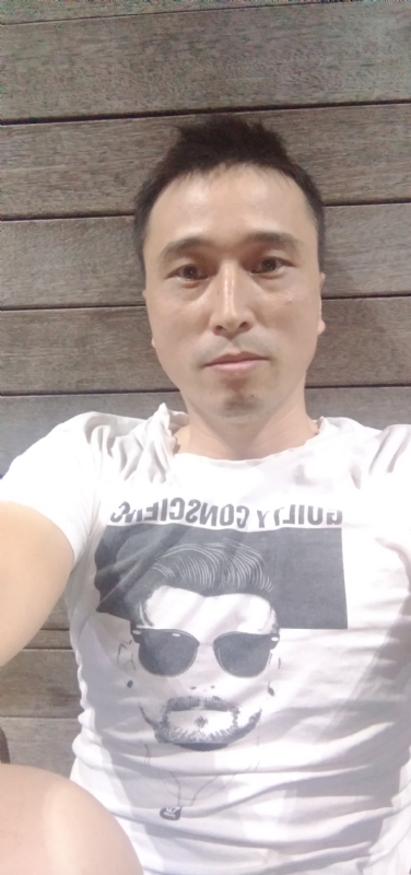 笑看一切的第一张照片--安庆相亲服务中心