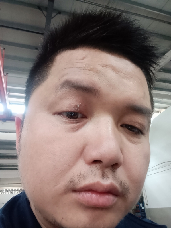 彬彬的第一张照片--安庆相亲服务中心