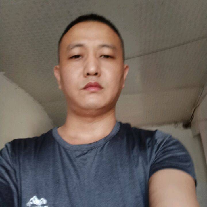 大庆小丁的第一张照片--安庆相亲服务中心