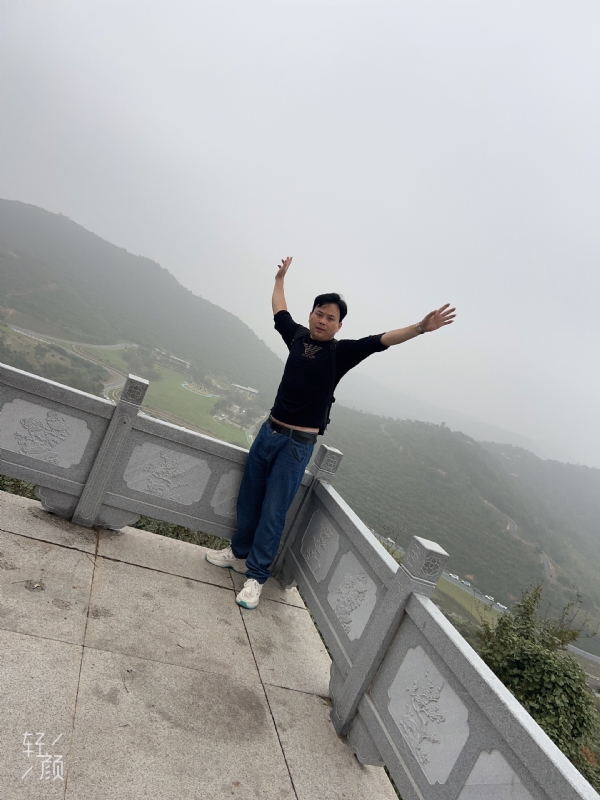 择一人白头偕老的第三张照片--安庆相亲服务中心