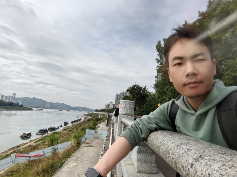 向往爱情的第三张照片--安庆相亲服务中心