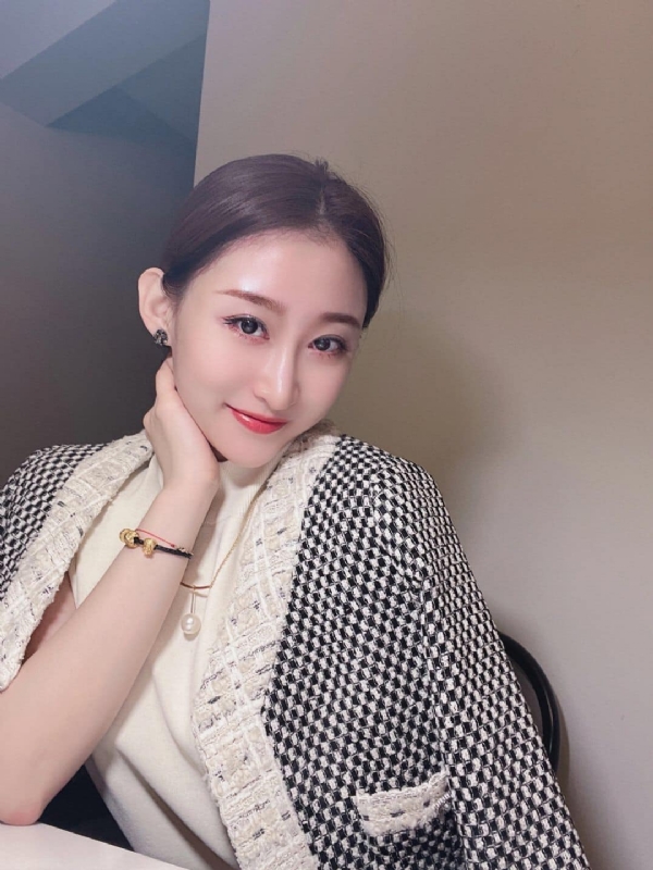 袁梓怡的第二张照片--安庆相亲服务中心