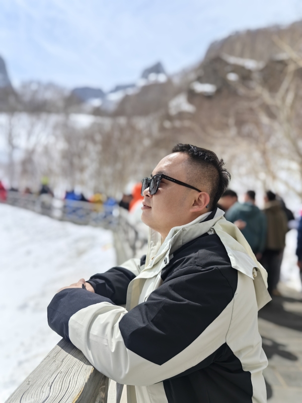 小龙的第一张照片--安庆相亲服务中心