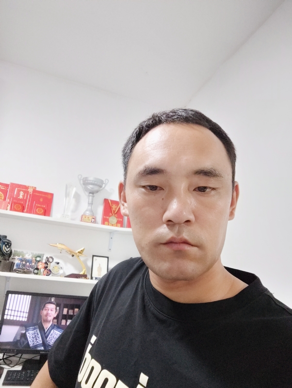 91年的第三张照片--安庆相亲服务中心