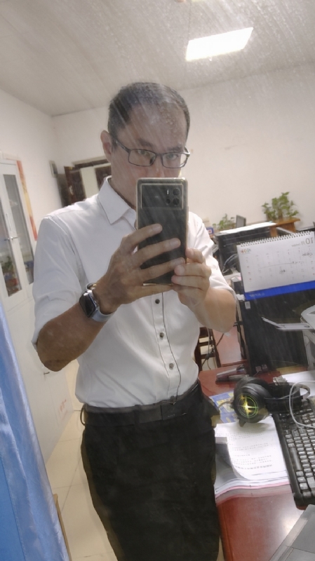 老蔡先生的第一张照片--安庆相亲服务中心