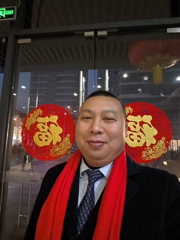 半百悟红尘的第一张照片--安庆相亲服务中心