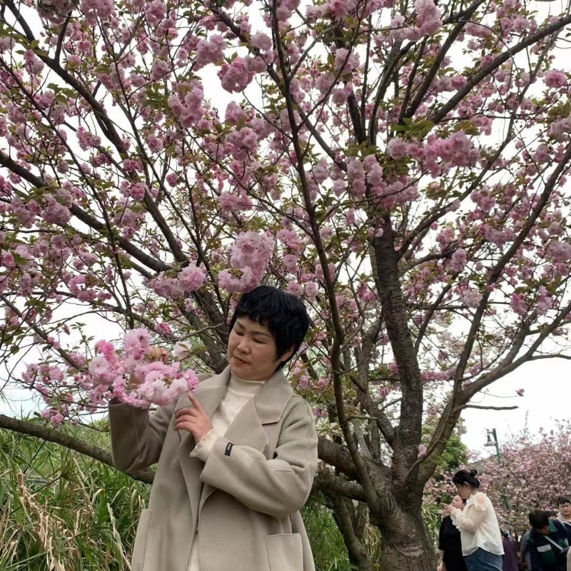 秋冬的雨有点冷的第一张照片--安庆相亲服务中心