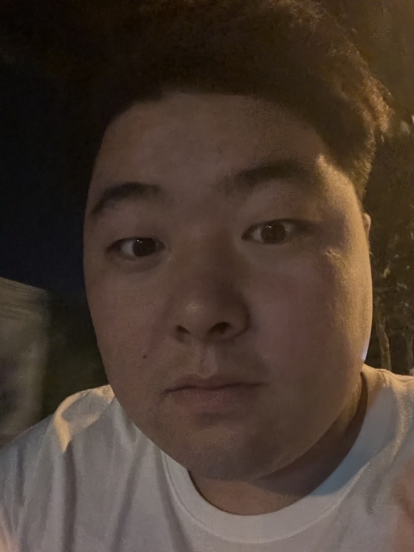 丹尼的第一张照片--安庆相亲服务中心