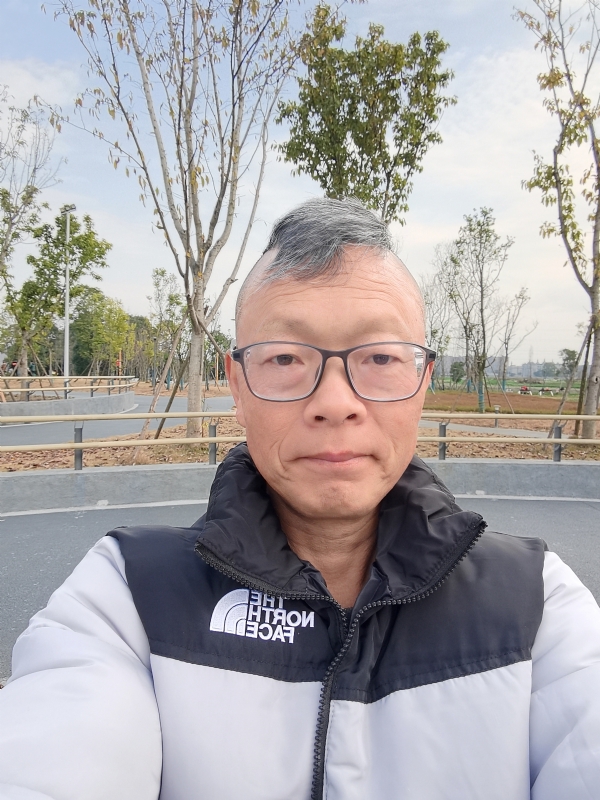 做喜欢的事的第一张照片--安庆相亲服务中心