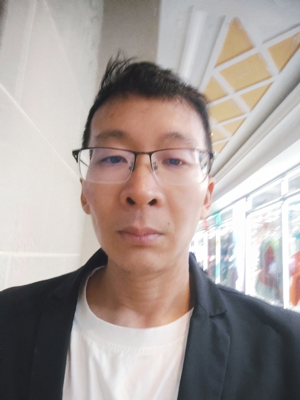 欣欣向荣的第一张照片--安庆相亲服务中心