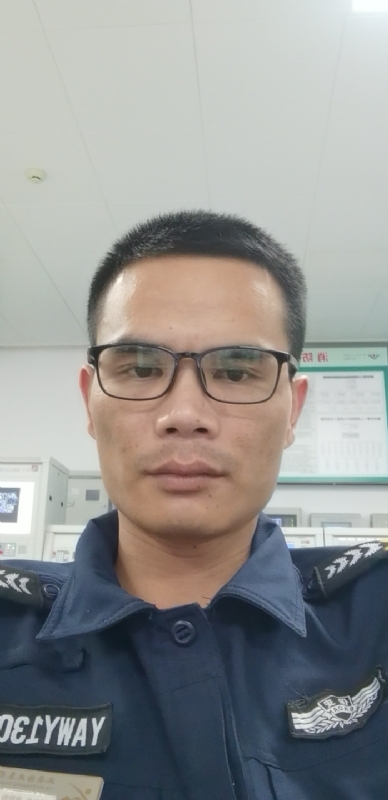 一直都在的第一张照片--安庆相亲服务中心