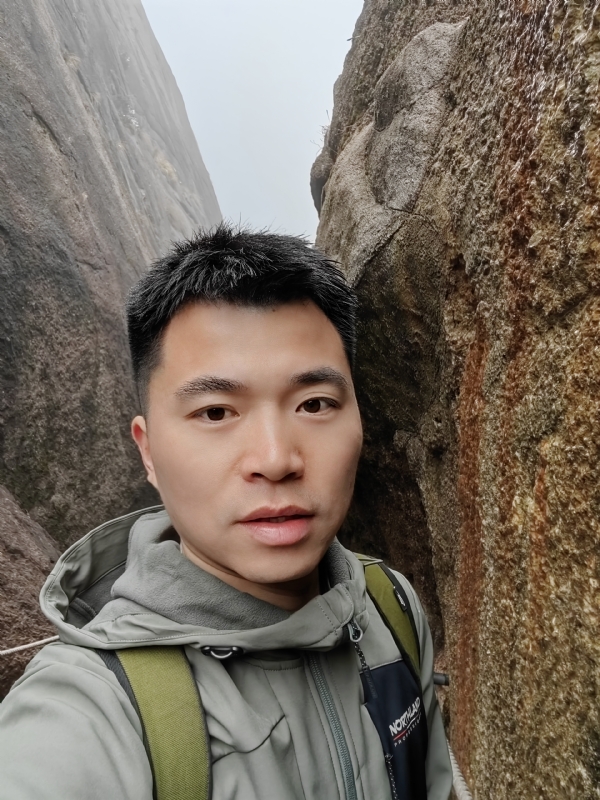 讲不出再见的第四张照片--安庆相亲服务中心