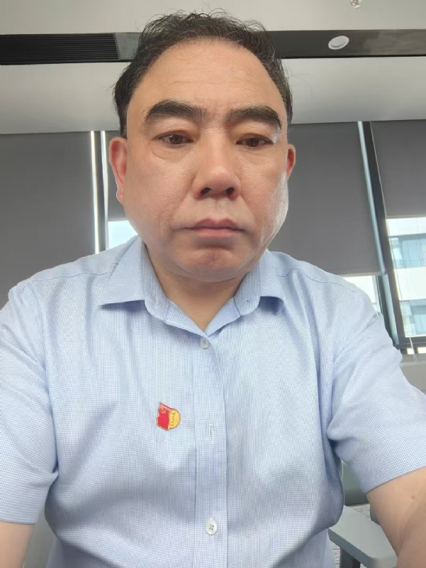 邹先生的第二张照片--安庆相亲服务中心