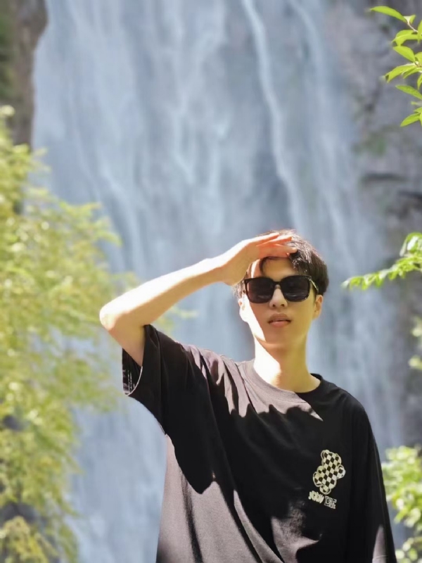 大橙子的第一张照片--安庆相亲服务中心